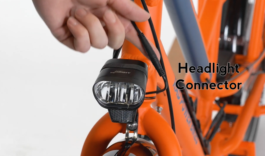 Headlight connector.png